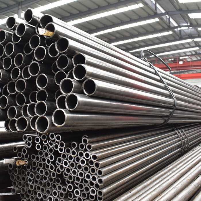 Труба стальная круглая электросварная 32х1,2 мм 6 м